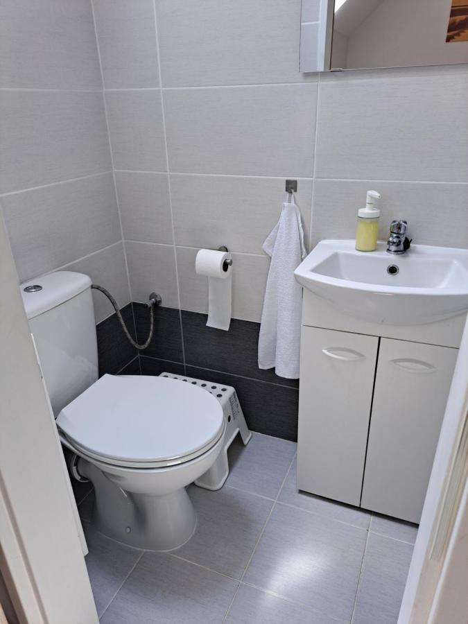 פישטני Apartmany Amalia מראה חיצוני תמונה