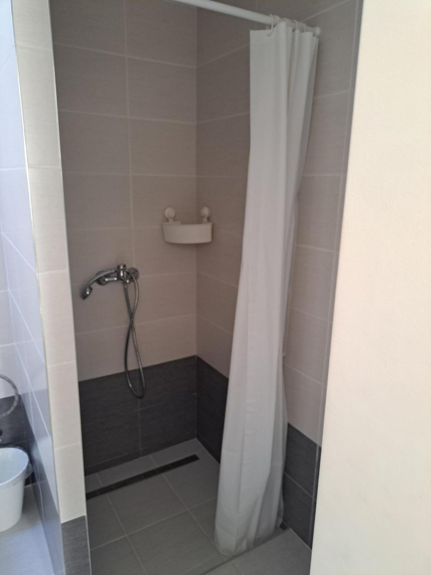פישטני Apartmany Amalia מראה חיצוני תמונה