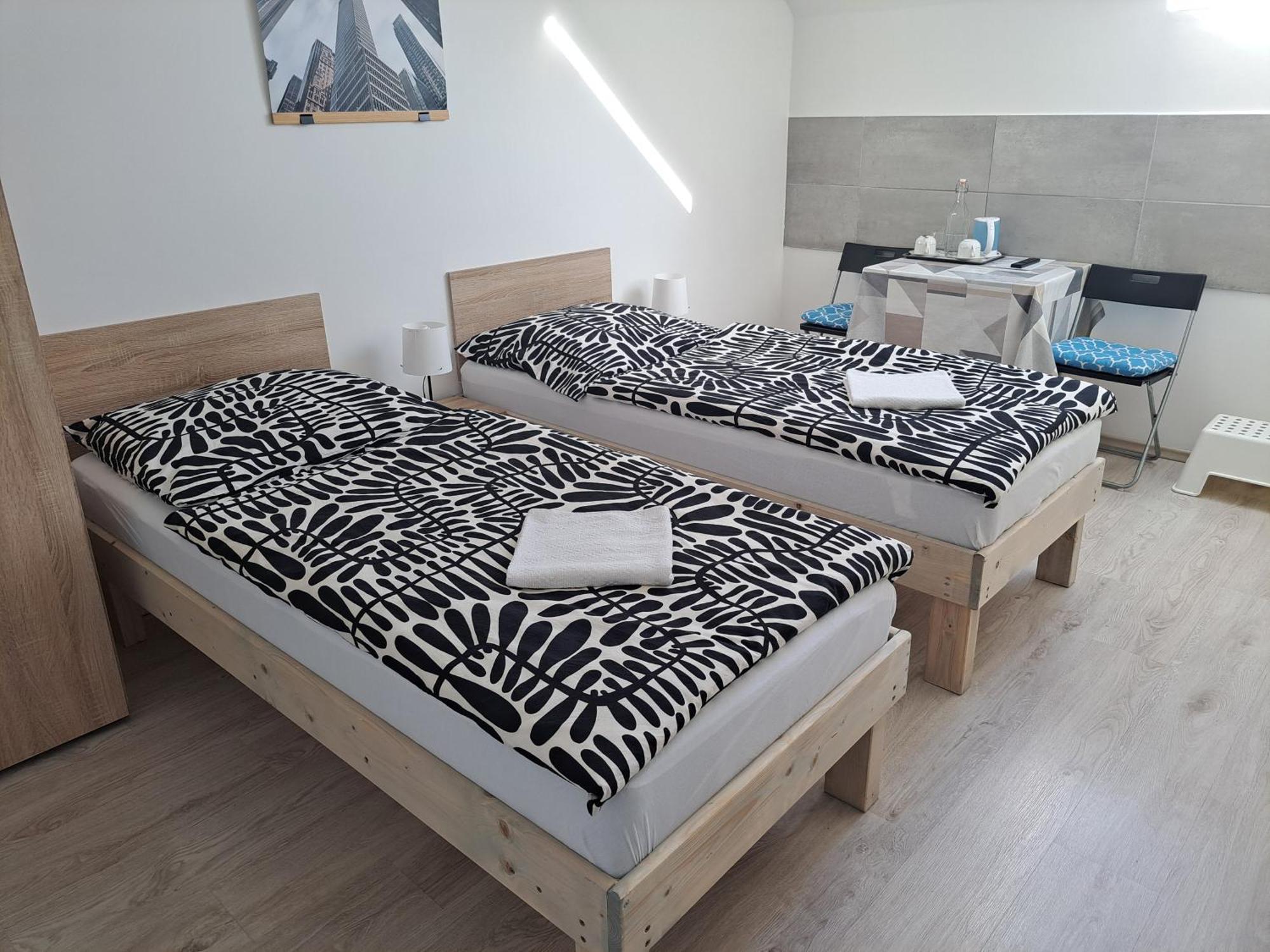 פישטני Apartmany Amalia מראה חיצוני תמונה