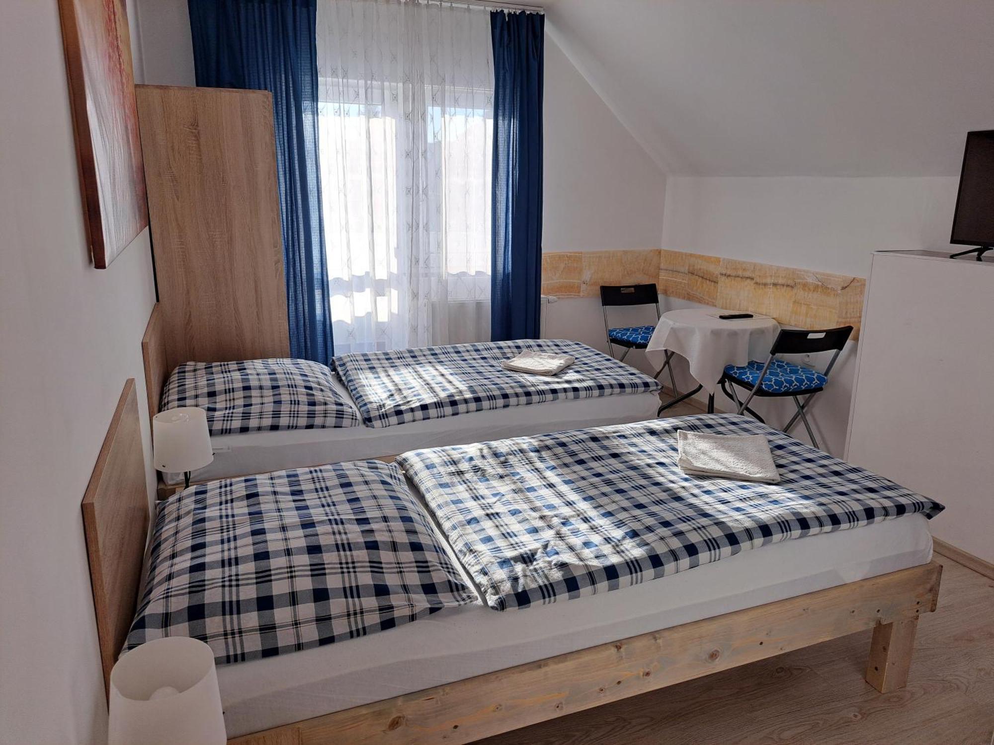 פישטני Apartmany Amalia מראה חיצוני תמונה