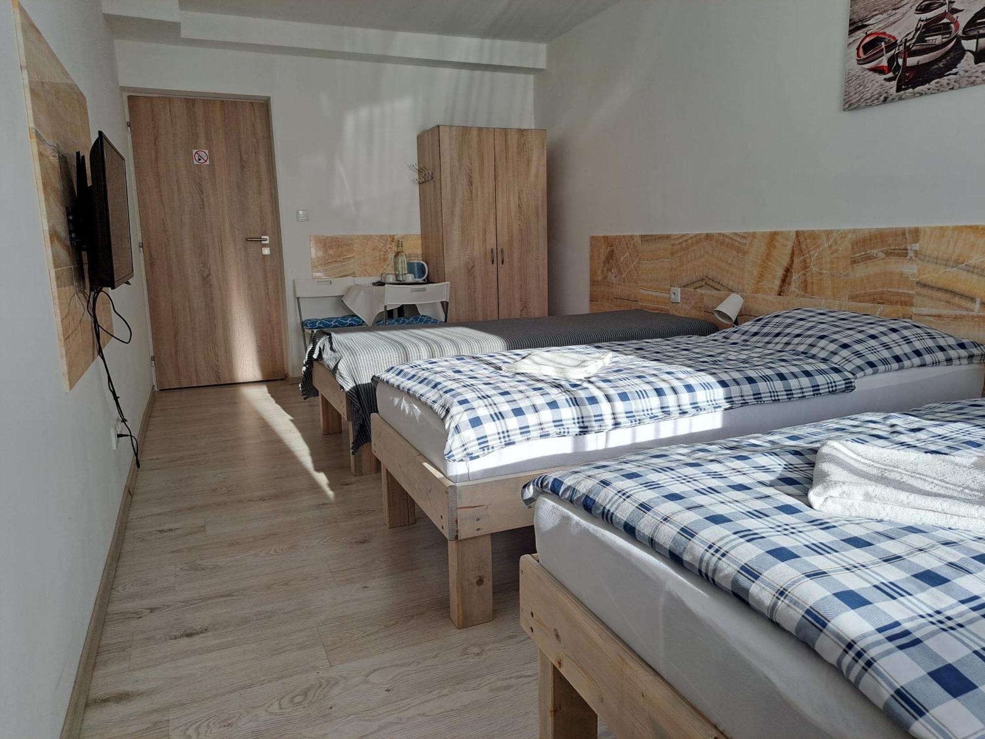 פישטני Apartmany Amalia מראה חיצוני תמונה